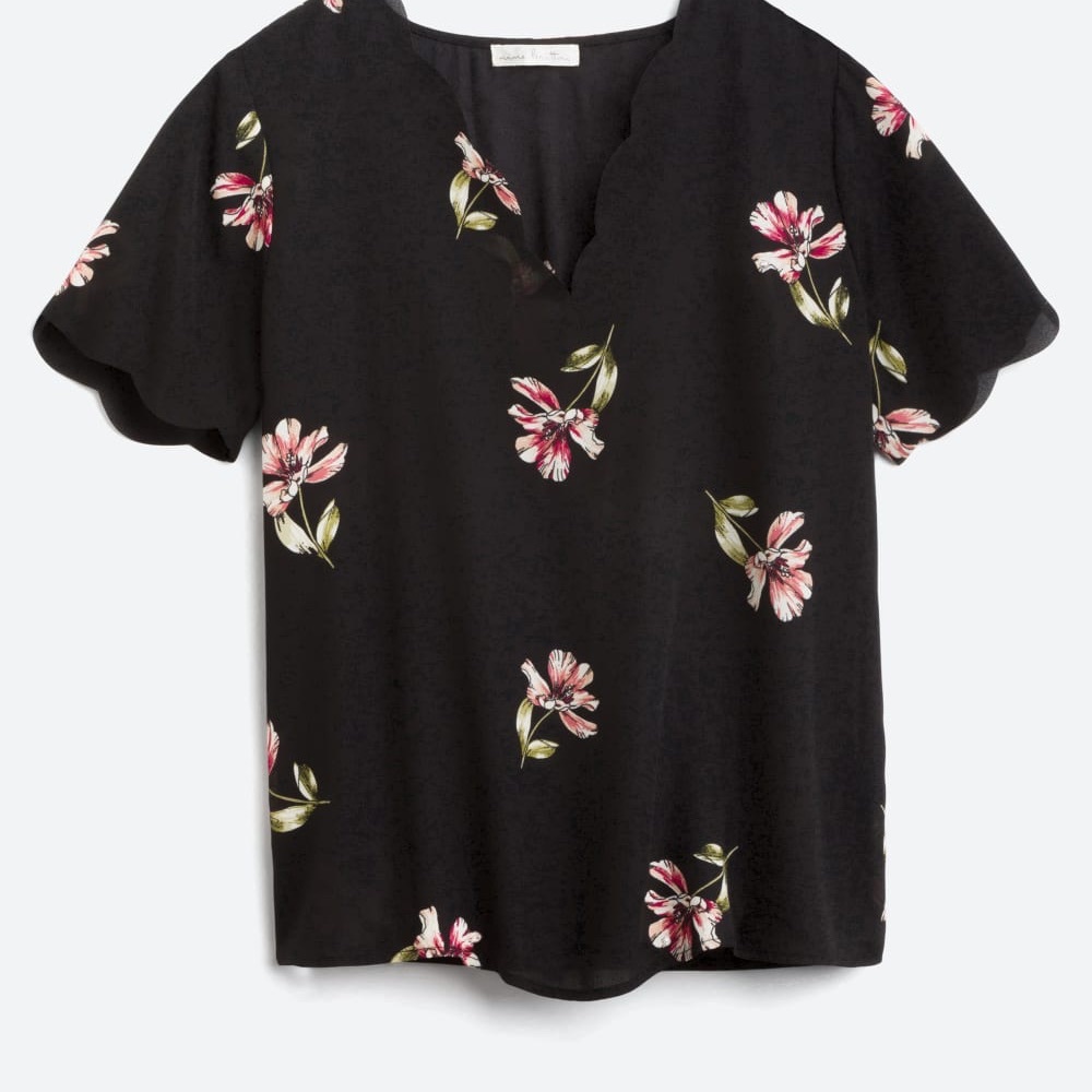 Stitch Fix Women’s Scallop Neckline Blouse